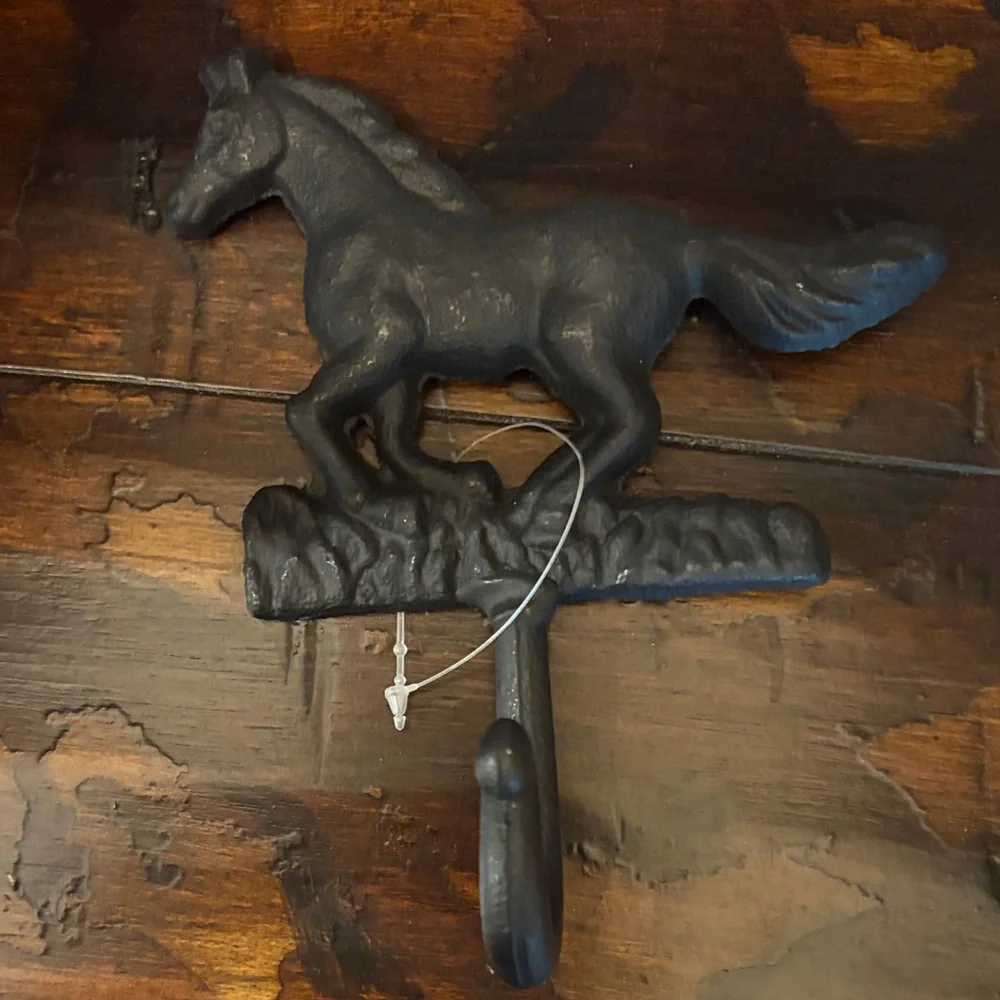 Metal Horse Wall Hook Hanger- Black